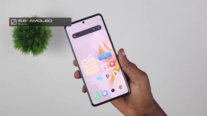 Tecno Camon 20 Pro gây ấn tượng với mình nhờ vào thiết kế độc đáo, cấu hình tốt, camera chính độ phân giải cao và màn hình sống động.