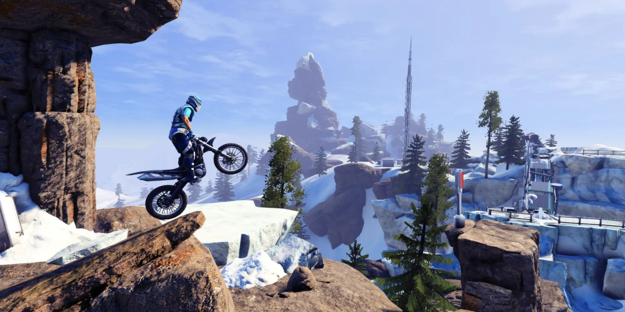 Người lái moto địa hình vượt qua chướng ngại vật phức tạp trong Trials Fusion