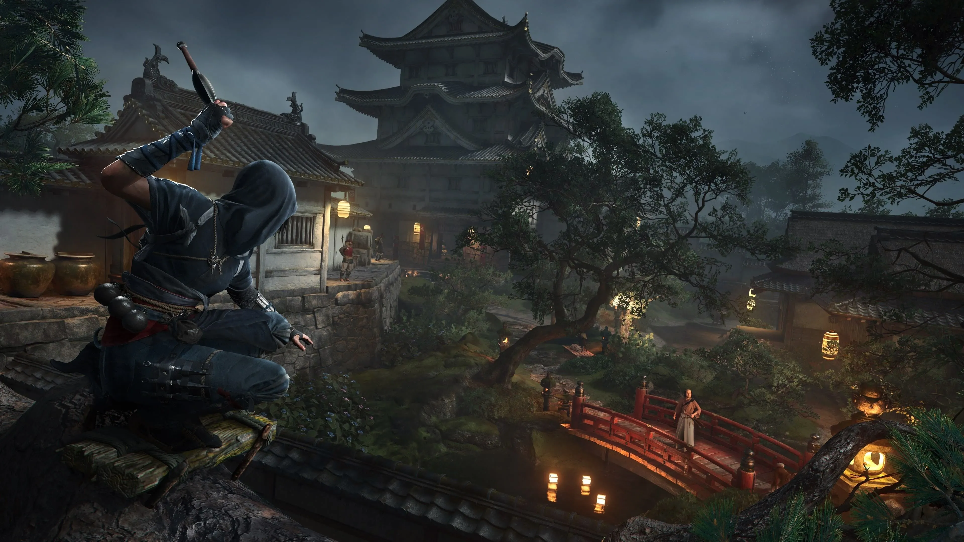 Nữ sát thủ Naoe với trang bị ninja đang ẩn mình trong bóng tối của Assassin's Creed Shadows