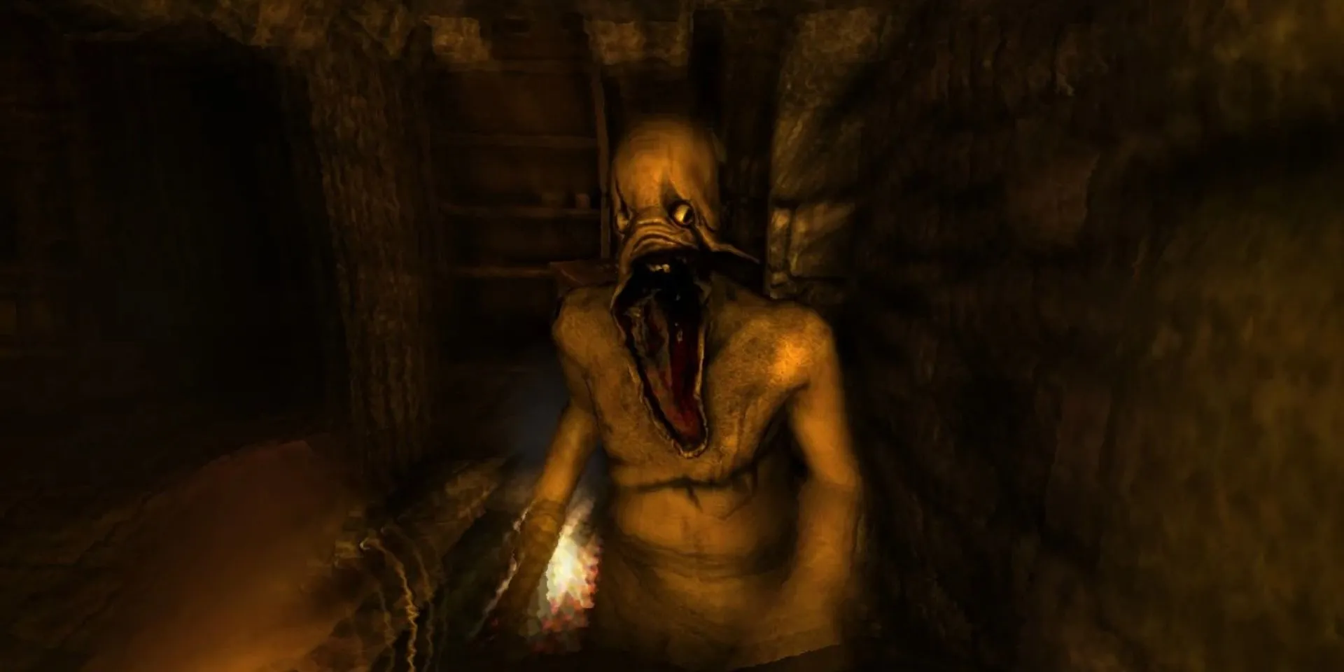 Quái vật Gatherer hút máu nhân vật Daniel trong tựa game kinh dị Amnesia The Dark Descent