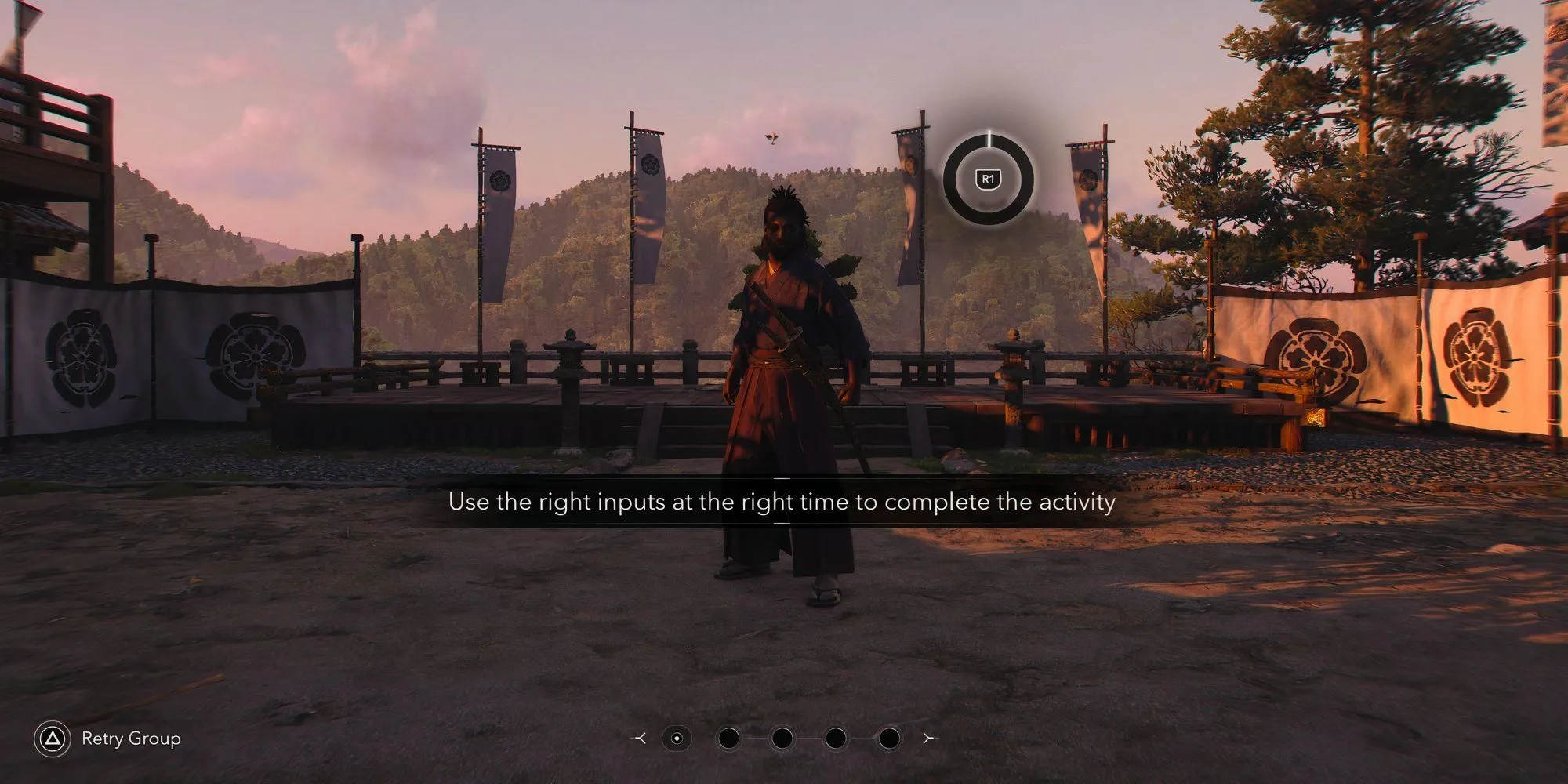 Yasuke luyện tập các đòn combo tấn công trong nhiệm vụ An Education của Assassin's Creed Shadows