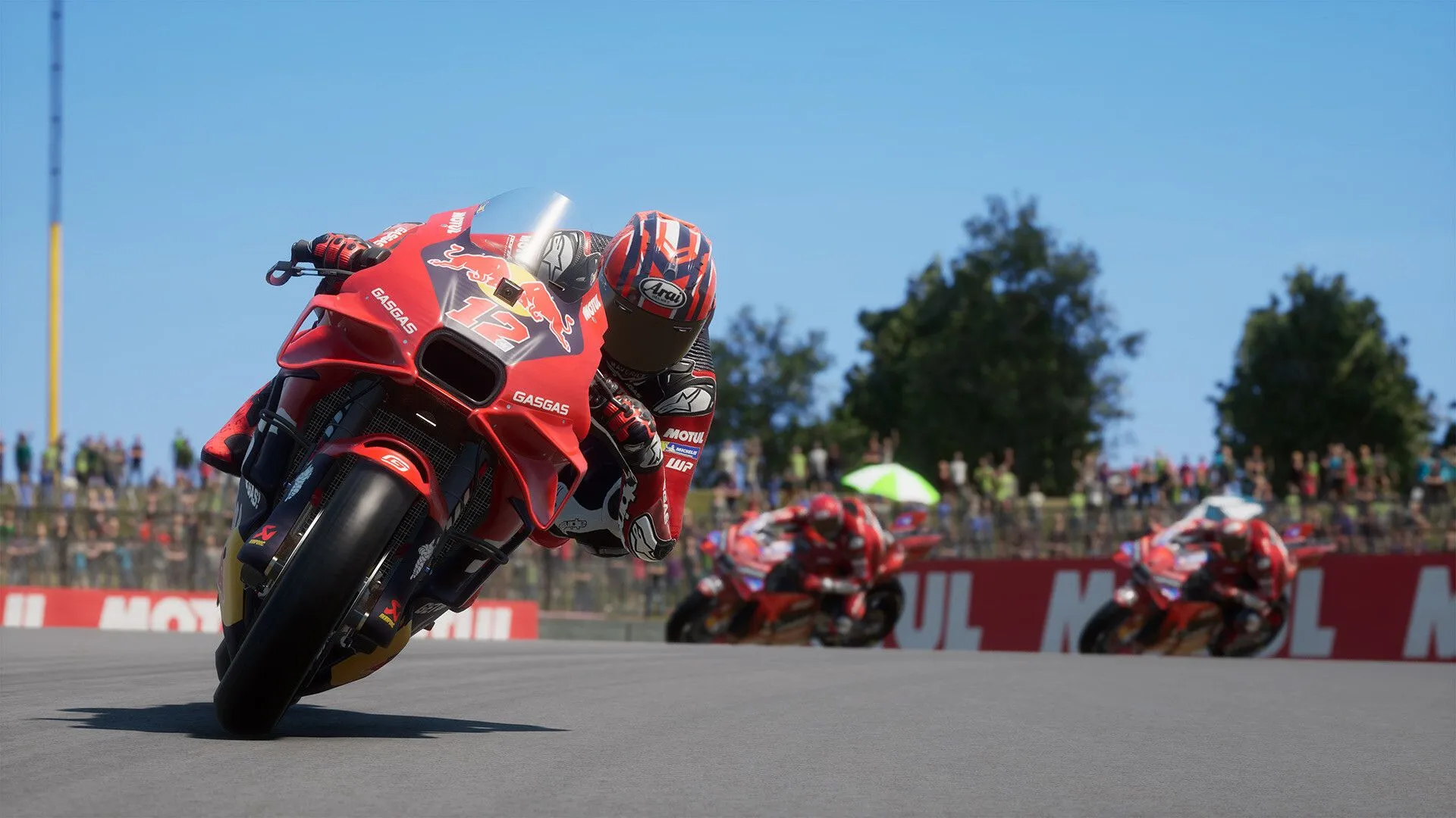 Ảnh chụp màn hình chính thức từ game MotoGP 25 qua Steam, cảnh đua xe