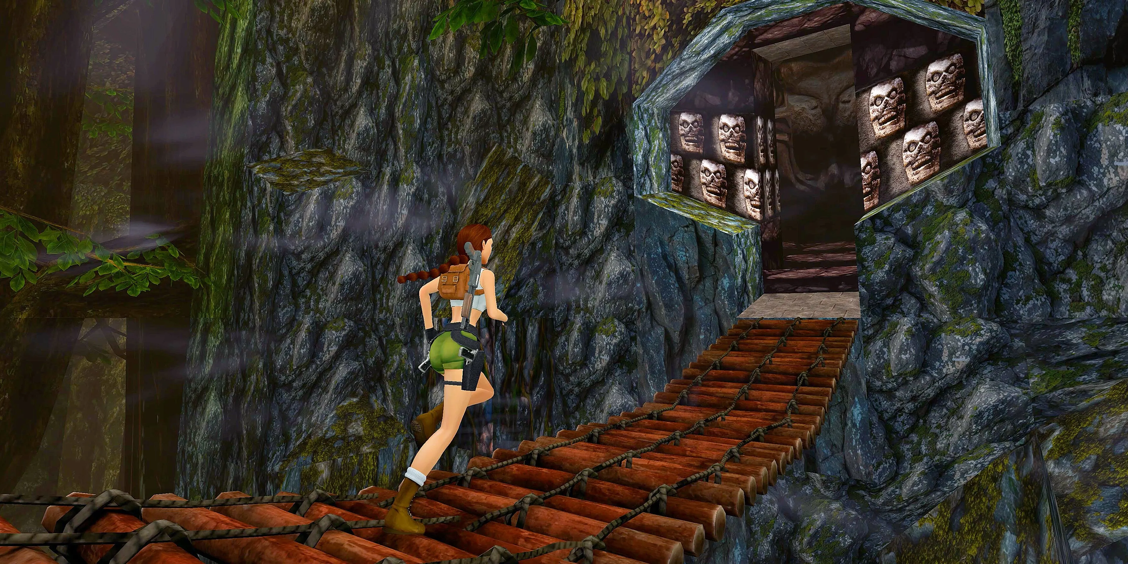Lara Croft chạy trên một cây cầu trong Tomb Raider Remastered 2024