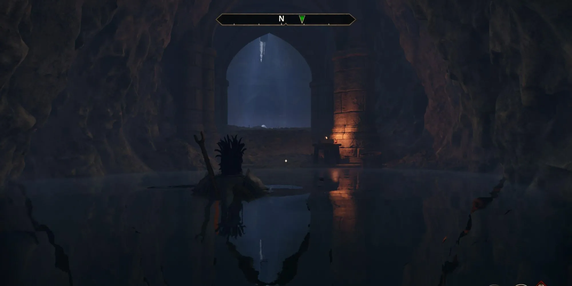 Nhân vật đang đứng trước bàn thờ chữa bệnh ma cà rồng tại Deepscorn Hollow trong Oblivion Remastered