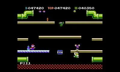 Cảnh chơi game trong Mario Bros., cho thấy Mario và Luigi đang đối phó với kẻ thù trong ống cống.