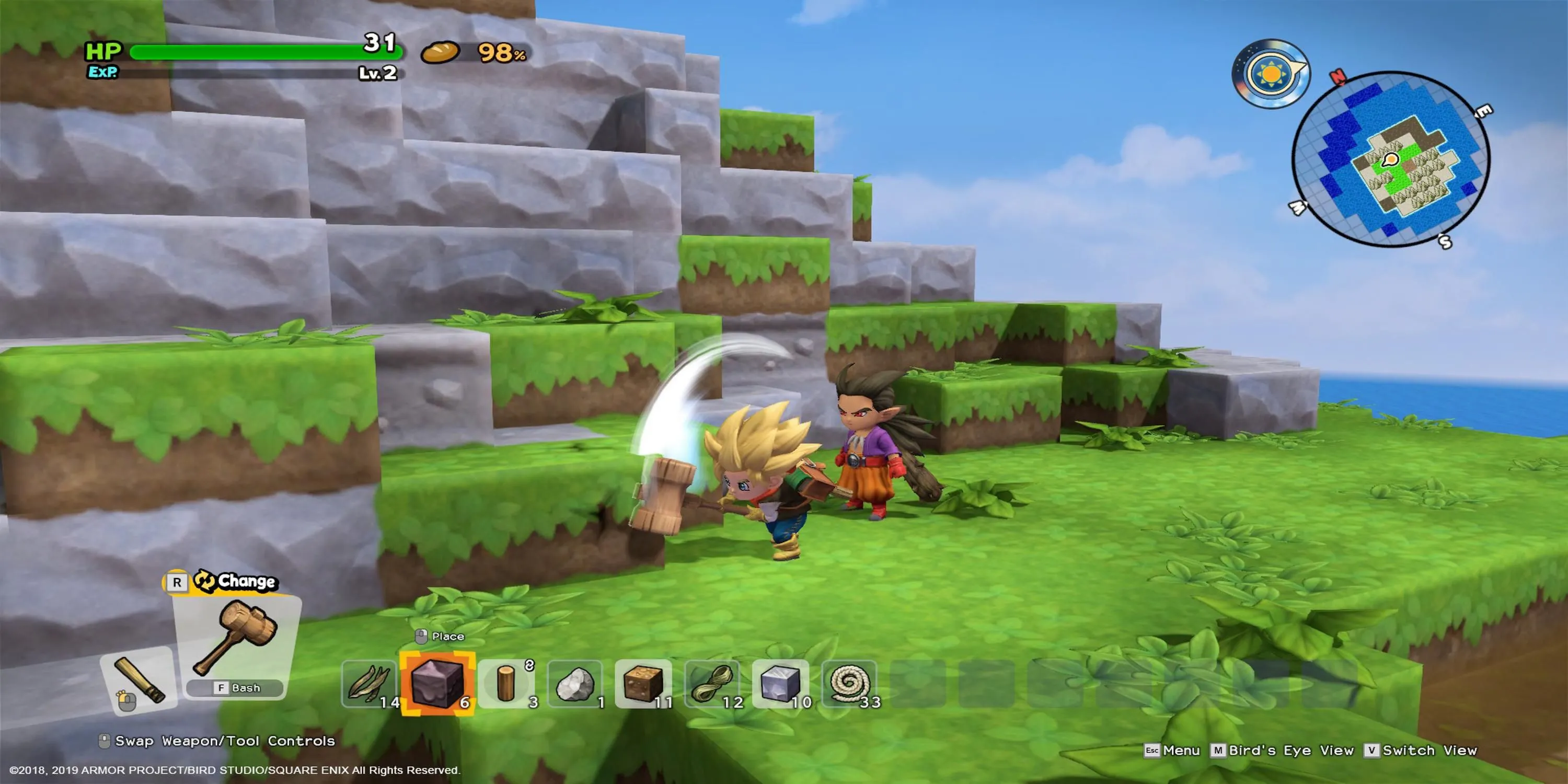 Nhân vật đang vung búa đập một khối trong Dragon Quest Builders 2, minh họa lối chơi xây dựng sáng tạo.