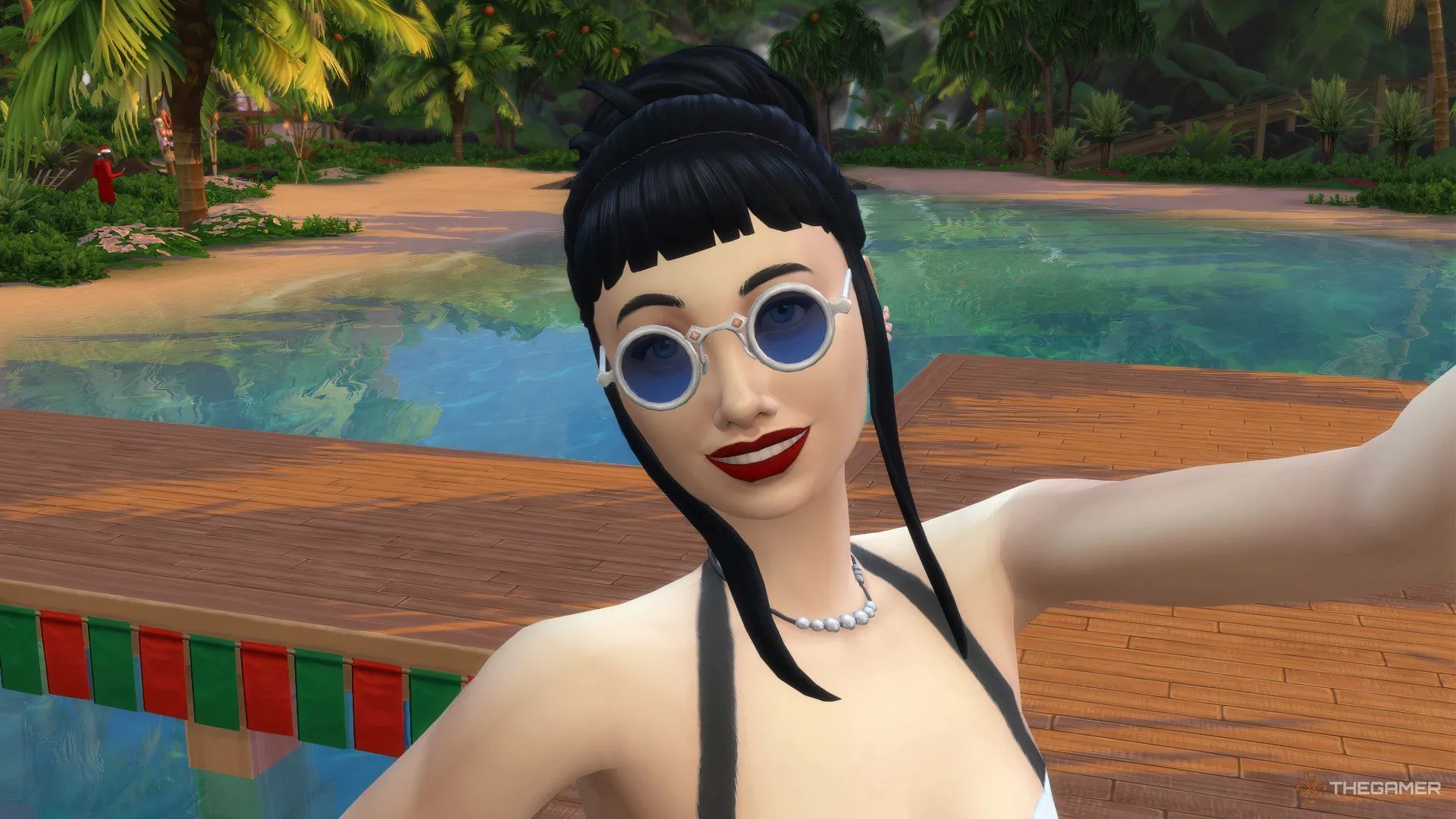 Sim tự chụp ảnh trên cầu tàu ở Sulani trong The Sims 4 Island Living.