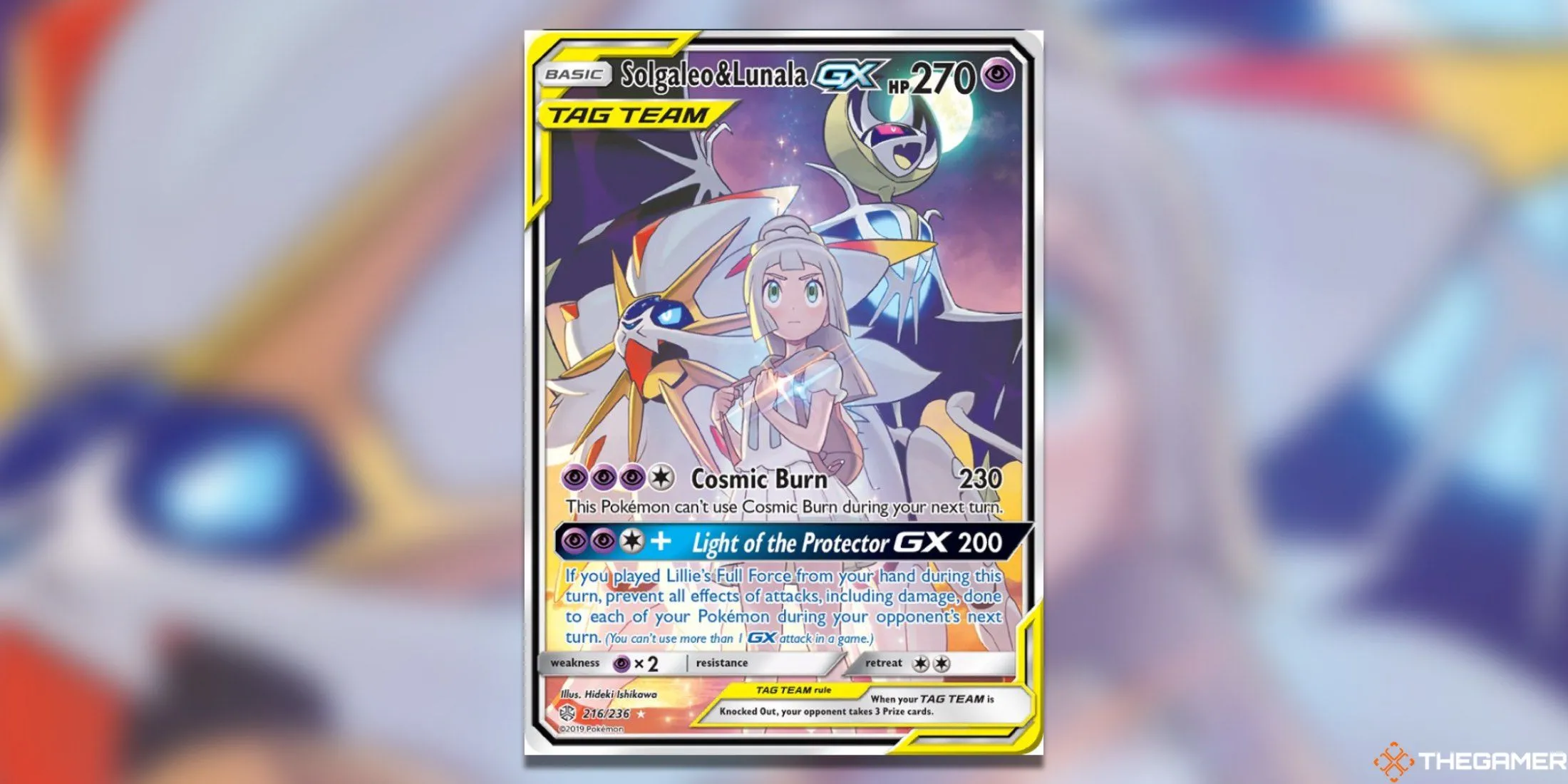 Thẻ bài Pokemon TCG Solgaleo &amp; Lunala GX Full Art từ Cosmic Eclipse, Lillie đứng cùng hai Pokemon huyền thoại Alola.