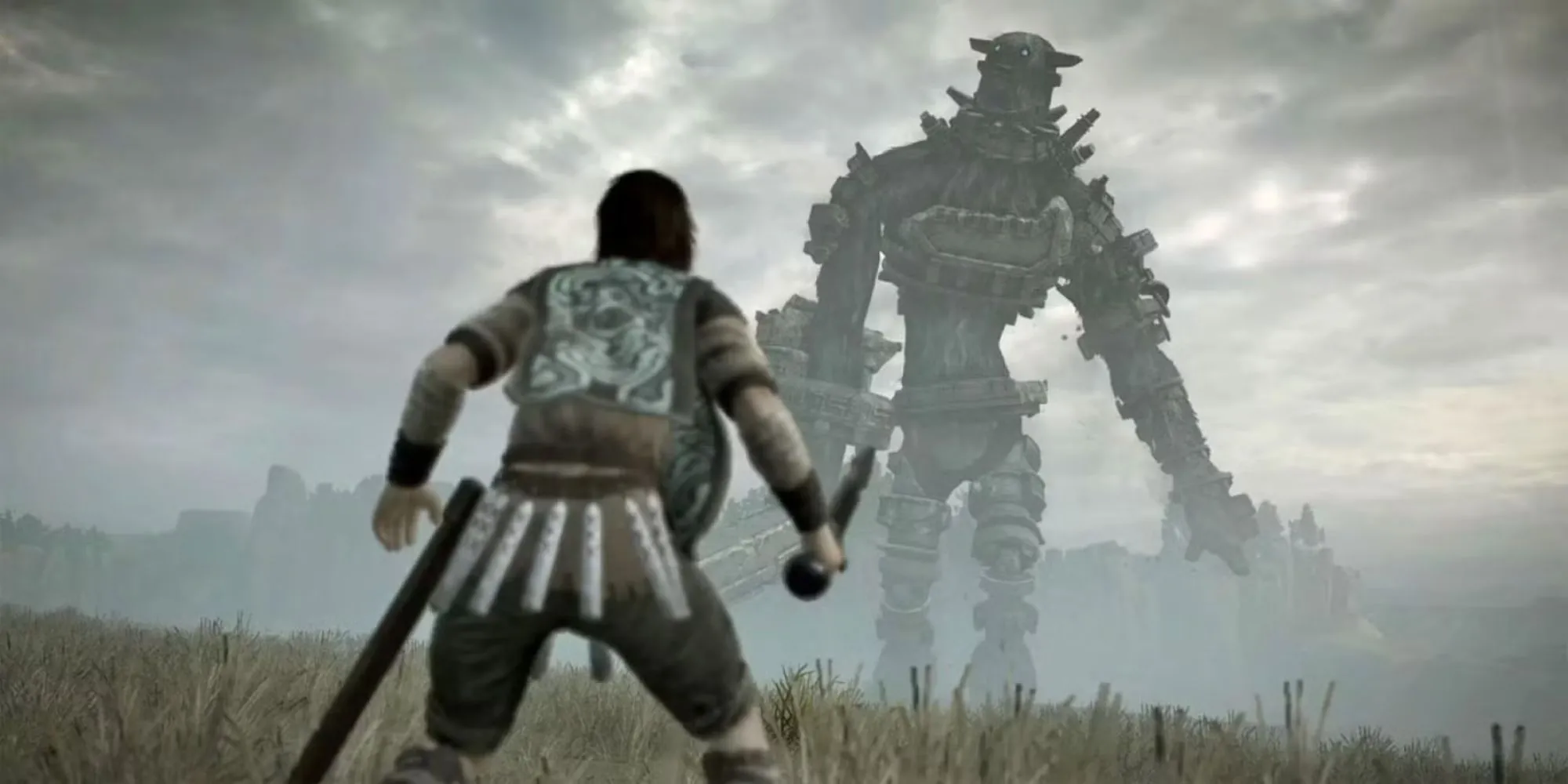Wander đối mặt với một Colossus khổng lồ, biểu tượng của sự cô độc và bi tráng trong Shadow of the Colossus